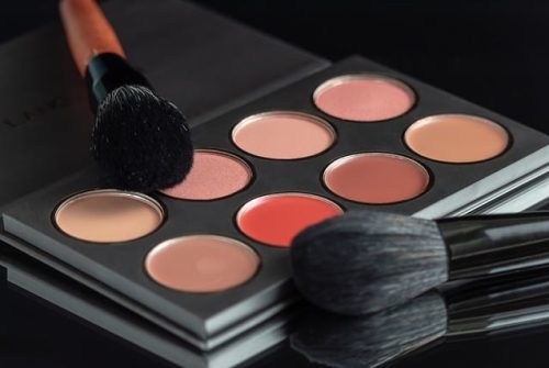 Éclat naturel : le blush rose polyvalent à essayer